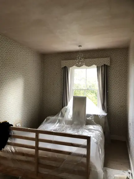 Wallpaper striping/Skimming/Bedroom Redecoration Cambridge Wallpaper striping/Skimming/Bedroom Redecoration Cambridge