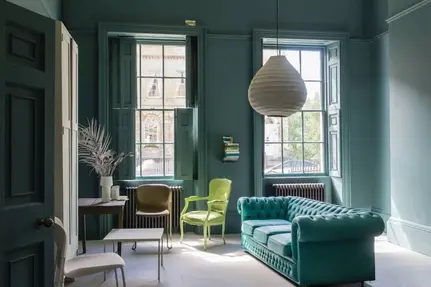 Painter & Decorator