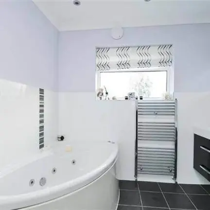 Painter & Decorator