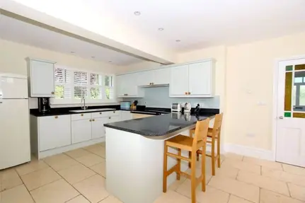 Painter & Decorator