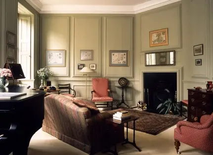 Painter & Decorator